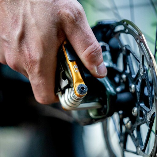 Crankbrothers Multi Tool M 19 in action during a bike repair